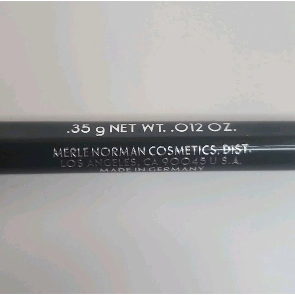 Merle Norman Inner Eyeliner Nude New